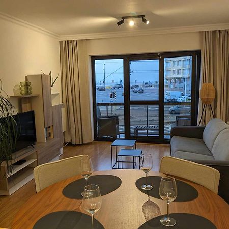 Vista Linda, Leuk Appartement Vlak Bij Zeedijk En Strand Остенде Екстериор снимка