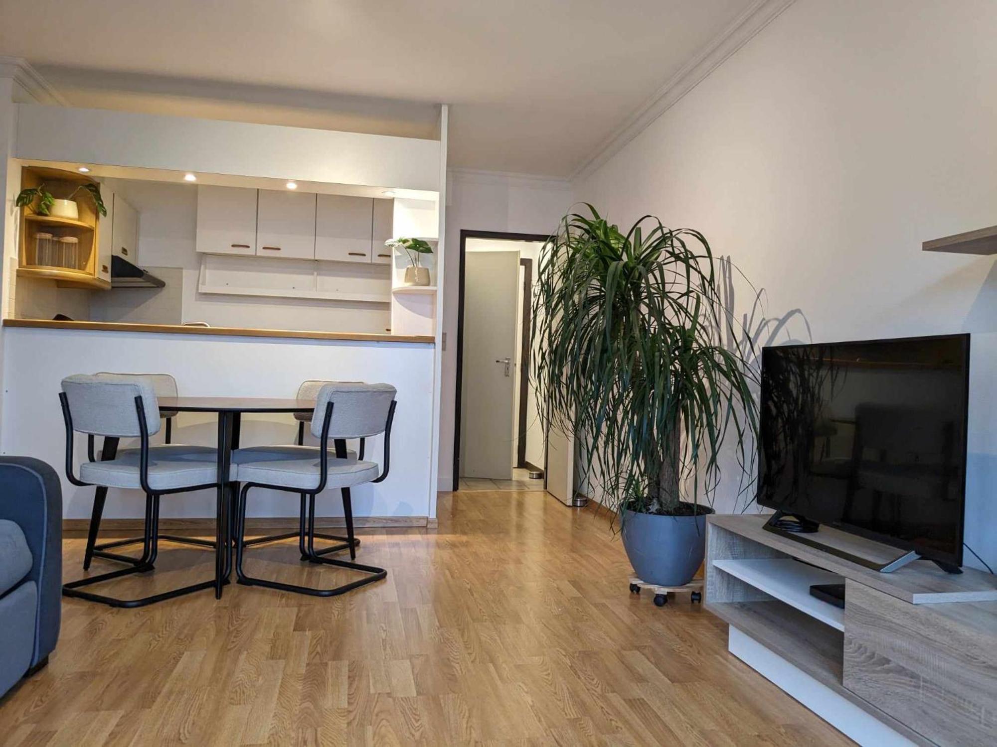 Vista Linda, Leuk Appartement Vlak Bij Zeedijk En Strand Остенде Екстериор снимка